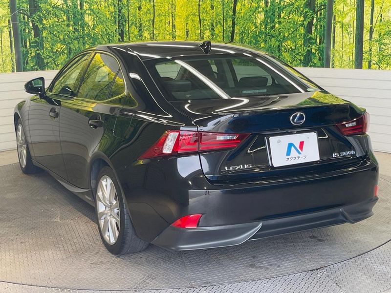 2014 Lexus IS DAA-AVE30 (UW-6a924c3d48c48)[16]
