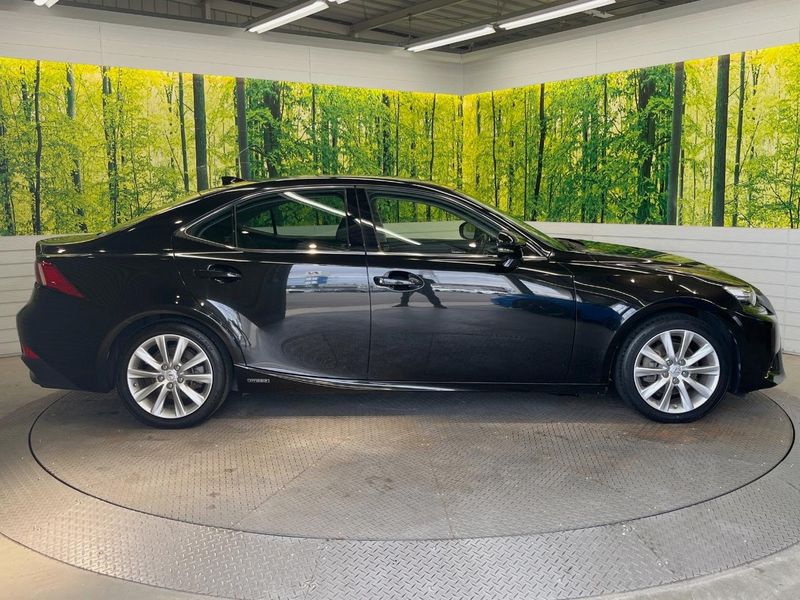 2014 Lexus IS DAA-AVE30 (UW-6a924c3d48c48)[25]