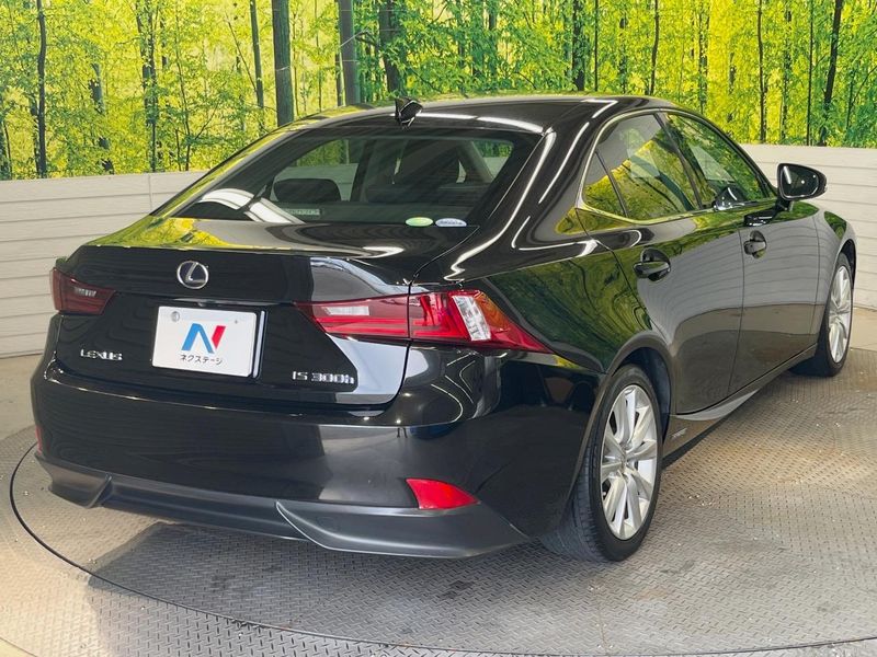 2014 Lexus IS DAA-AVE30 (UW-6a924c3d48c48)[22]