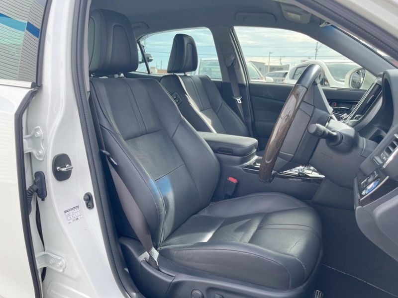 2018 Toyota Crown Hybrid DAA-AWS210 (UW-6a924c421376e)[12]