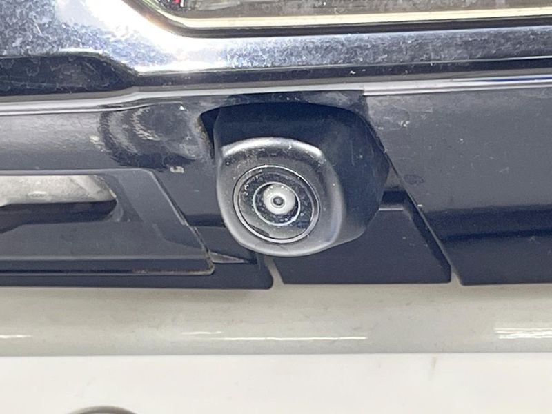 2018 Toyota Vellfire Hybrid DAA-AYH30W (UW-6a924c5c104a5)[22]