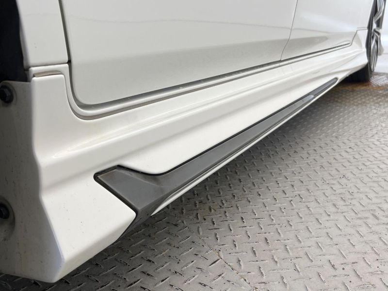 2018 Toyota Crown Hybrid 6AA-AZSH20 (UW-6a924c63df0be)[22]