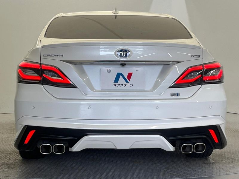 2018 Toyota Crown Hybrid 6AA-AZSH20 (UW-6a924c63df0be)[17]