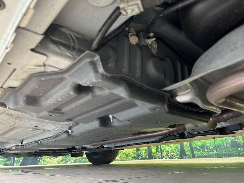 2021 Nissan Note 6AA-E13 (UW-6a924cca5fd3a)[17]