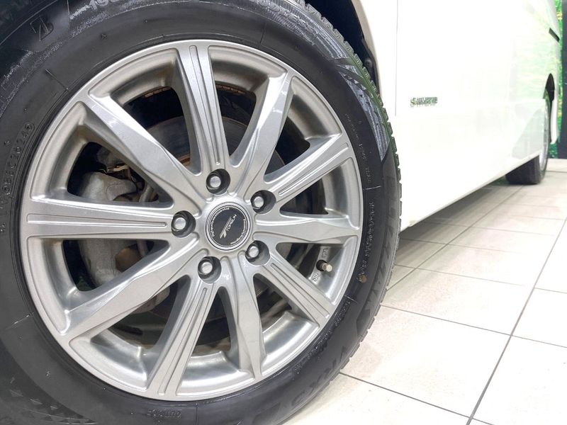 2018 Nissan Serena DAA-GFC27 (UW-6a924cf5802ba)[12]