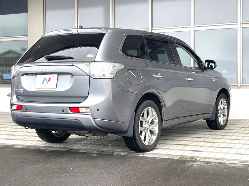 2013 Mitsubishi OUTLANDER PHEV DLA-GG2W (UW-6a924cff1cb4e)[15]