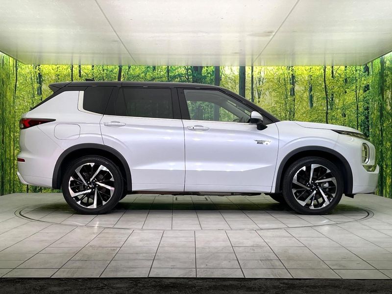 2022 Mitsubishi OUTLANDER PHEV 5LA-GN0W (UW-6a924d05480ce)[15]