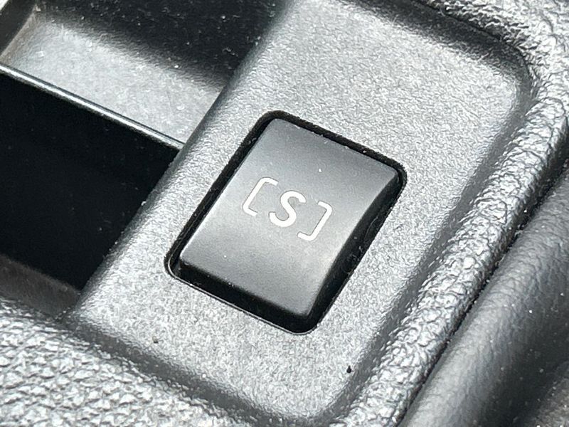 2013 Subaru Impreza Sport DBA-GP7 (UW-6a924d0b57792)[26]