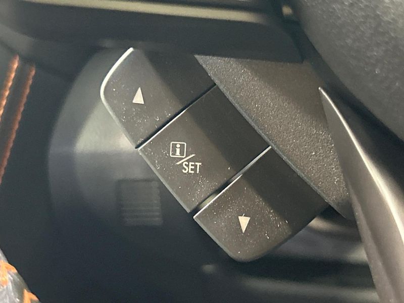 2017 Subaru XV DBA-GT7 (UW-6a924d1b51b7b)[21]