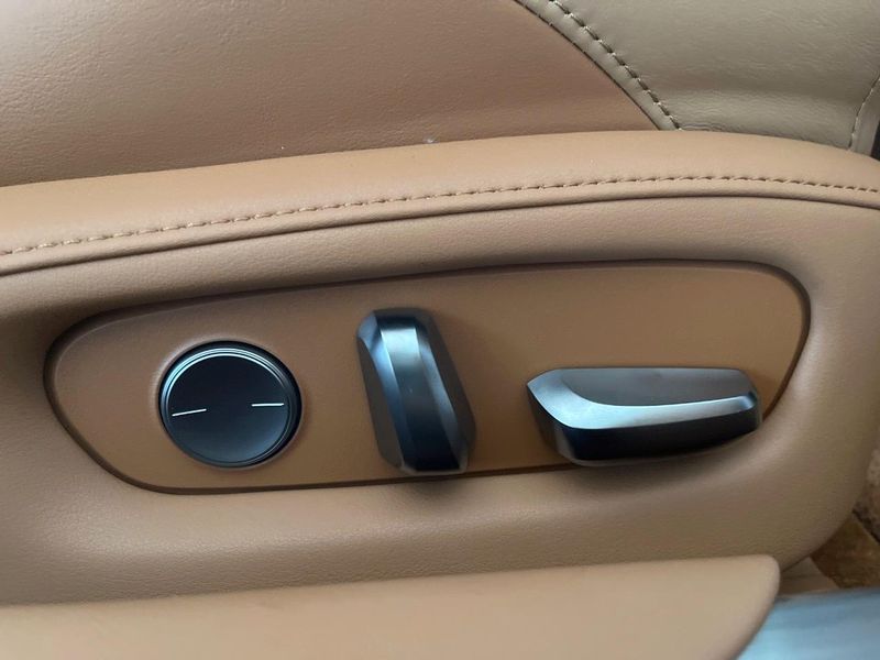 2021 Lexus LC 6AA-GWZ100 (UW-6a924d259ac95)[28]