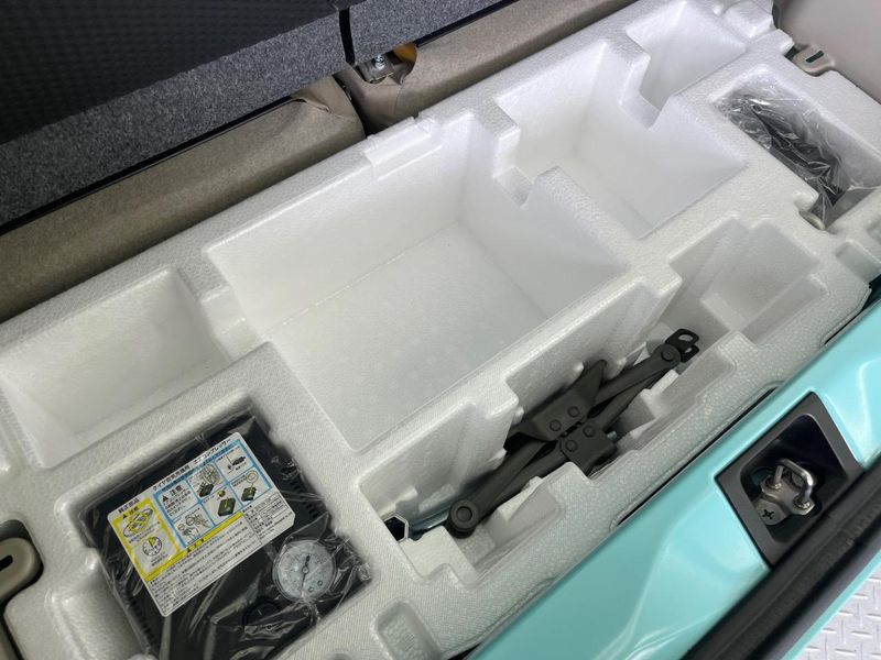 2018 Suzuki ALTO Lapin DBA-HE33S (UW-6a924d3b04076)[23]