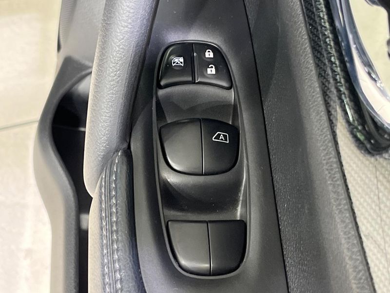 2015 Nissan X-Trail DAA-HNT32 (UW-6a924d4a1a6a4)[11]