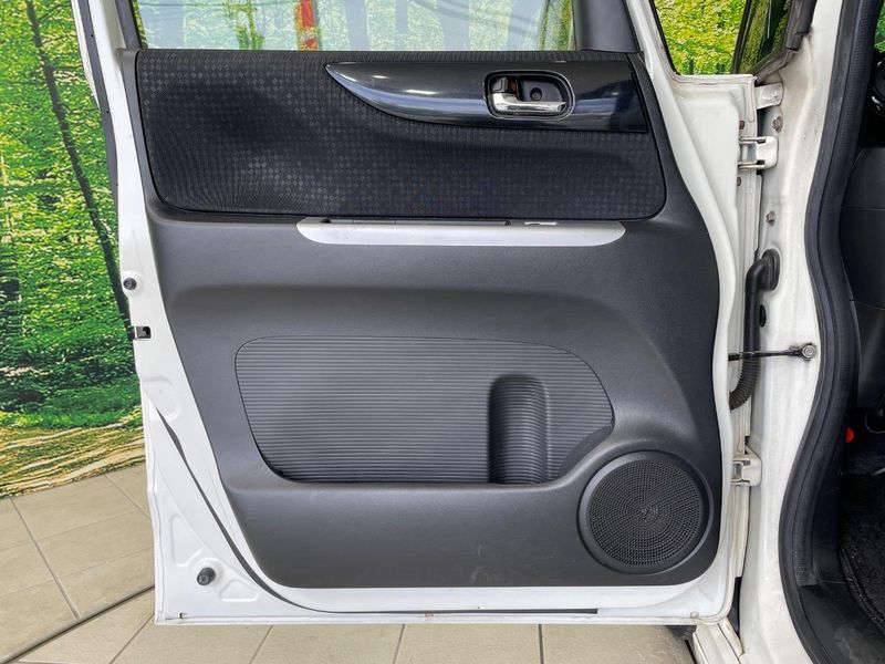 2015 Honda N-BOX CUSTOM DBA-JF1 (UW-6a924d68697c0)[17]