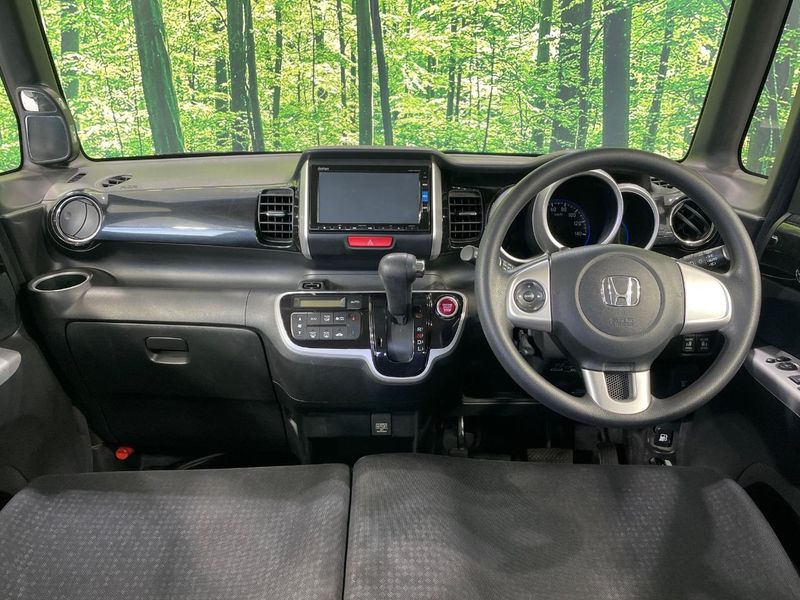 2015 Honda N-BOX CUSTOM DBA-JF1 (UW-6a924d68697c0)[24]