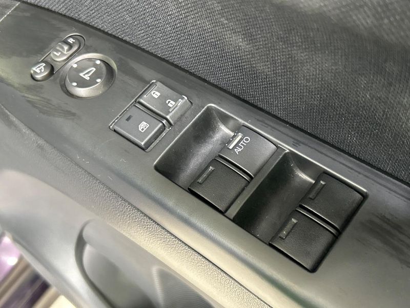 2017 Honda N-BOX CUSTOM DBA-JF1 (UW-6a924d6e0323c)[29]