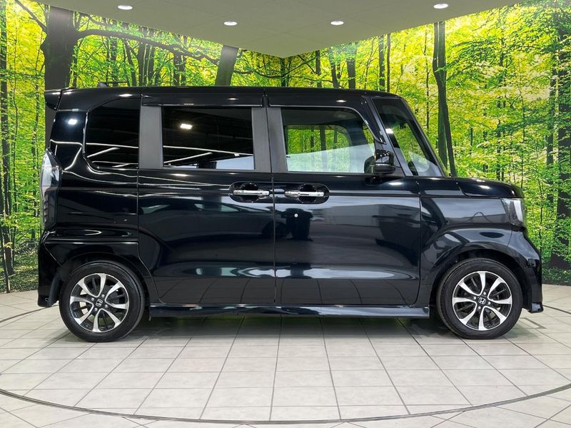 2018 Honda N-BOX CUSTOM DBA-JF3 (UW-6a924d75b913d)[16]