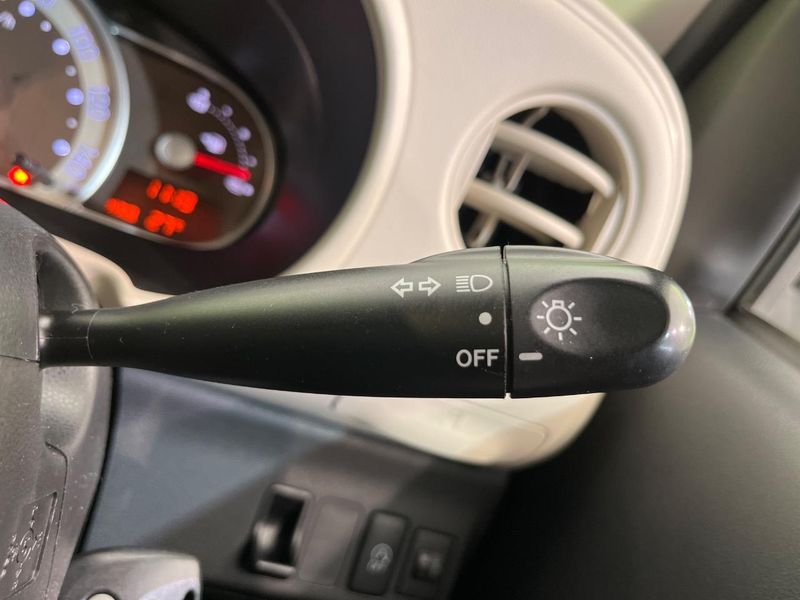 2017 Daihatsu Mira Cocoa DBA-L675S (UW-6a924de3f0c11)[29]