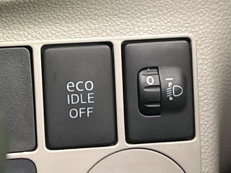 2014 Toyota Pixis Epoch DBA-LA300A (UW-6a924df03946c)[23]