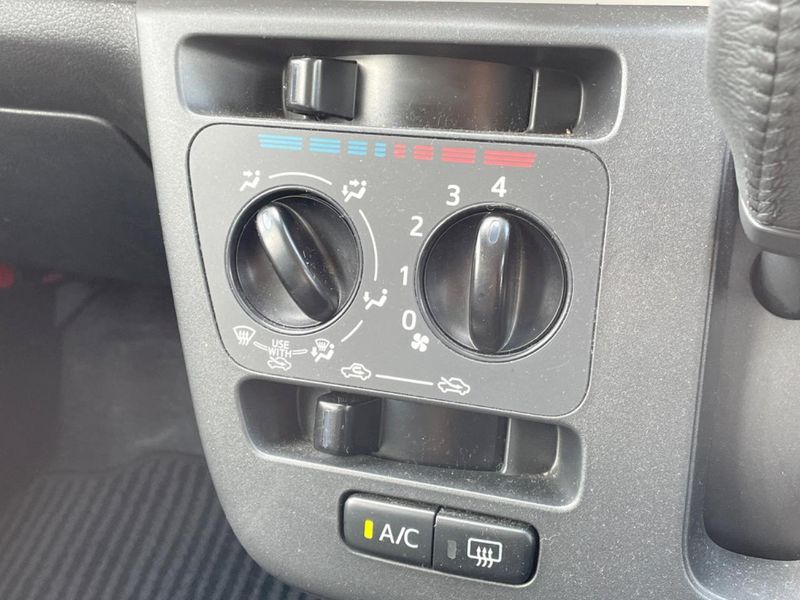 2018 Daihatsu Mira Tocot DBA-LA550S (UW-6a924df915855)[7]