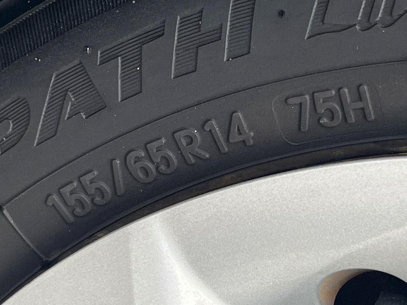 2015 Daihatsu Wake DBA-LA700S (UW-6a924e14a5059)[7]