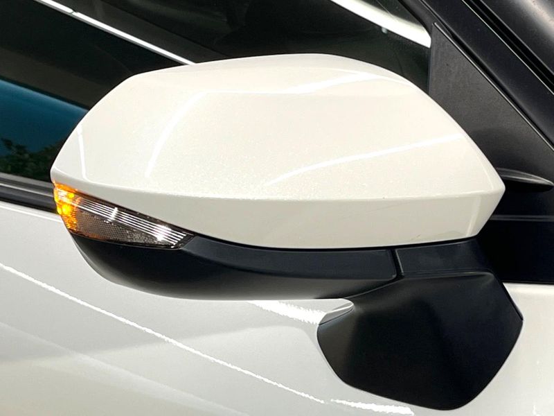 2020 Toyota Yaris Cross 6AA-MXPJ10 (UW-6a924ec5e25fc)[14]
