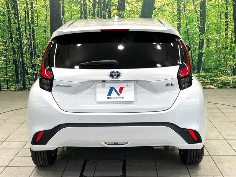 2021 Toyota Aqua 6AA-MXPK11 (UW-6a924ed04e2dd)[8]