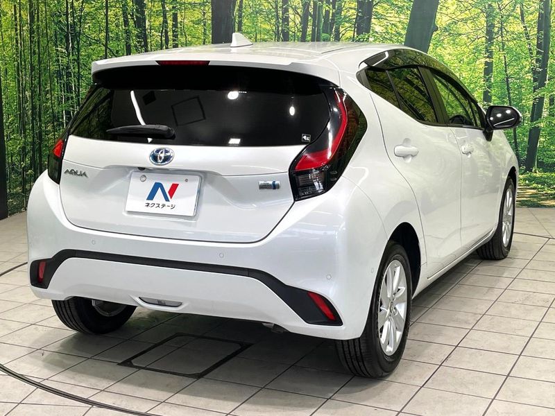 2021 Toyota Aqua 6AA-MXPK11 (UW-6a924ed04e2dd)[7]