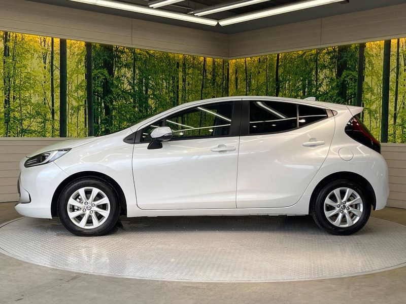 2023 Toyota Aqua 6AA-MXPK11 (UW-6a924ed35e141)[11]