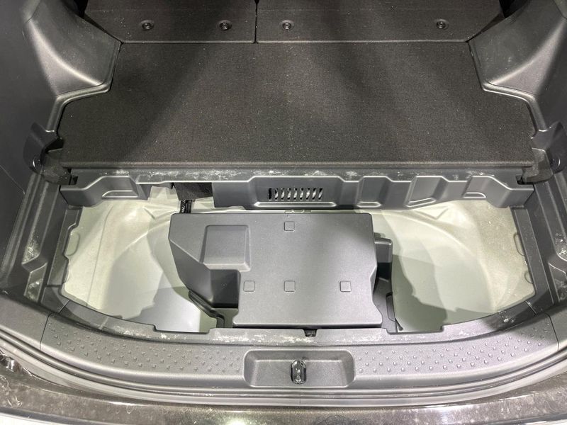 2024 Toyota Sienta 6AA-MXPL10G (UW-6a924edc182b4)[19]