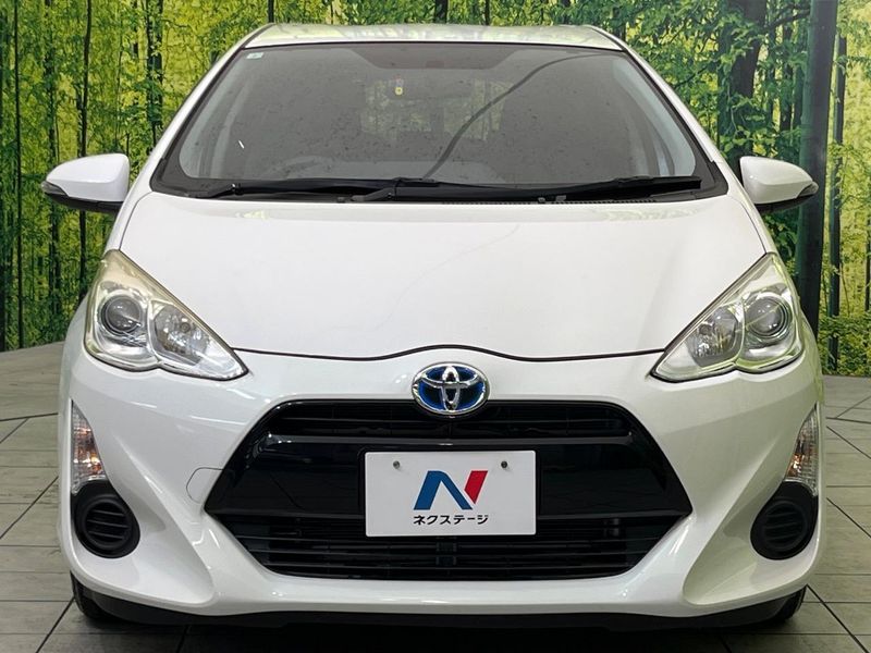 2015 Toyota Aqua DAA-NHP10 (UW-6a924f12ef48d)[5]