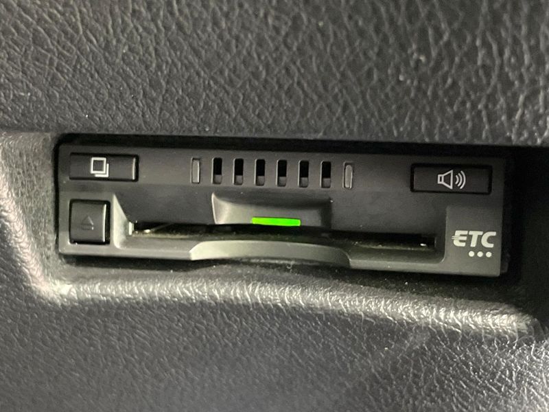2021 Toyota Sienta 5BA-NSP170G (UW-6a924f253e61c)[25]