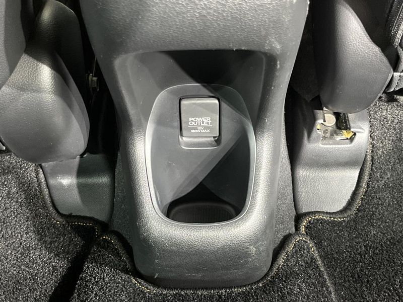 2014 Honda Vezel DAA-RU3 (UW-6a924f3f5acb0)[19]