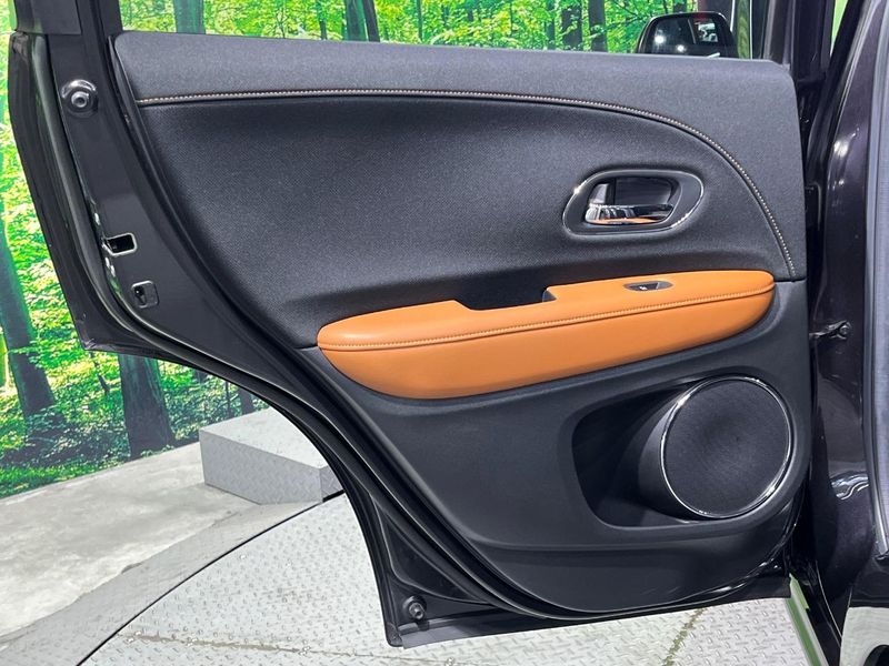 2014 Honda Vezel DAA-RU3 (UW-6a924f3f5acb0)[5]