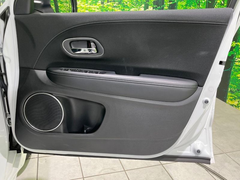 2019 Honda Vezel DAA-RU4 (UW-6a924f44962f4)[13]