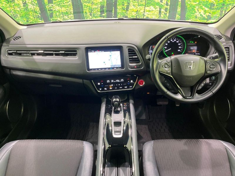 2019 Honda Vezel DAA-RU4 (UW-6a924f44962f4)[29]