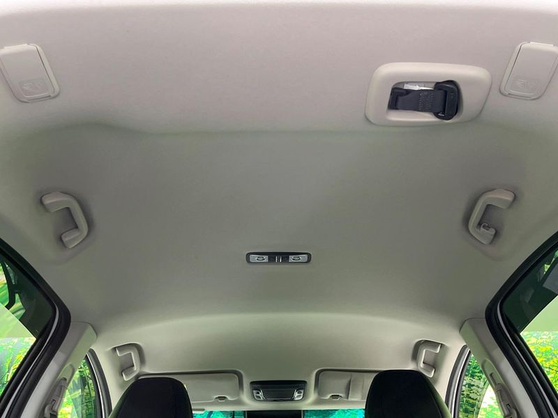 2019 Honda Vezel DAA-RU4 (UW-6a924f44962f4)[21]