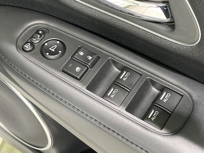 2019 Honda Vezel DAA-RU4 (UW-6a924f44962f4)[12]