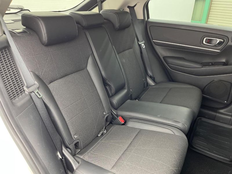 2023 Honda Vezel 6AA-RV5 (UW-6a924f4c4cabf)[5]