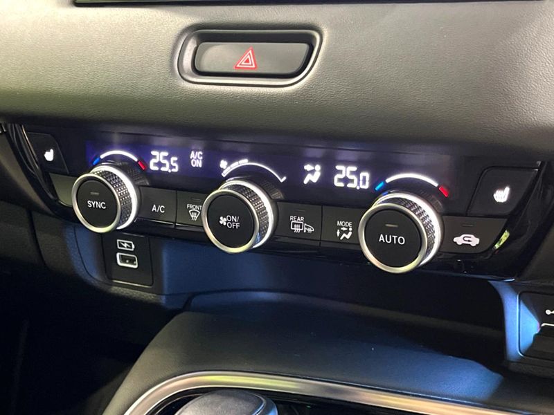 2021 Honda Vezel 6AA-RV6 (UW-6a924f519cb95)[29]