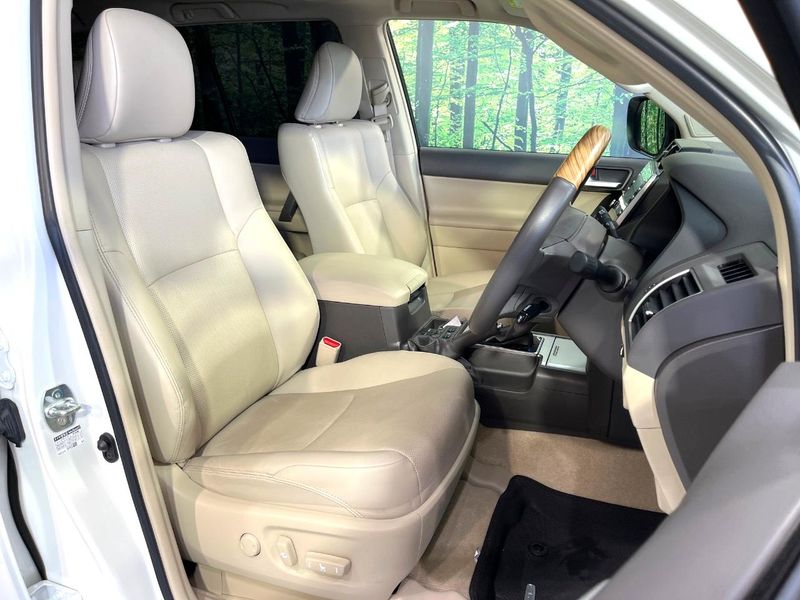 2022 Toyota Land Cruiser Prado 3BA-TRJ150W (UW-6a924f7c07375)[21]