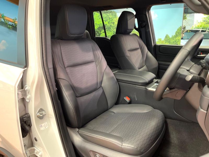 2024 Toyota Land Cruiser 250 3BA-TRJ250W (UW-6a924f832c2d6)[8]