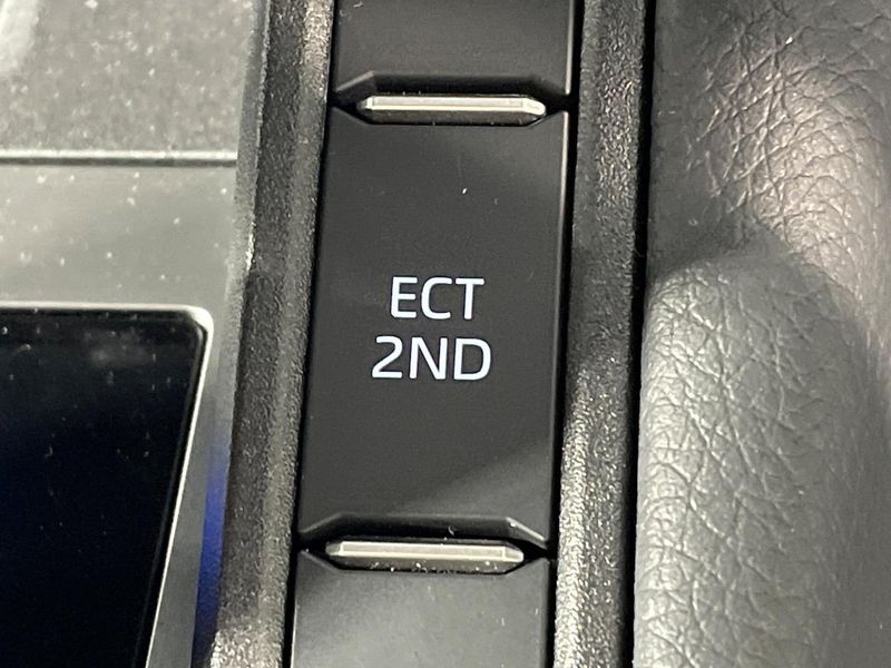 2025 Toyota Land Cruiser 250 3BA-TRJ250W (UW-6a924f873efa7)[24]