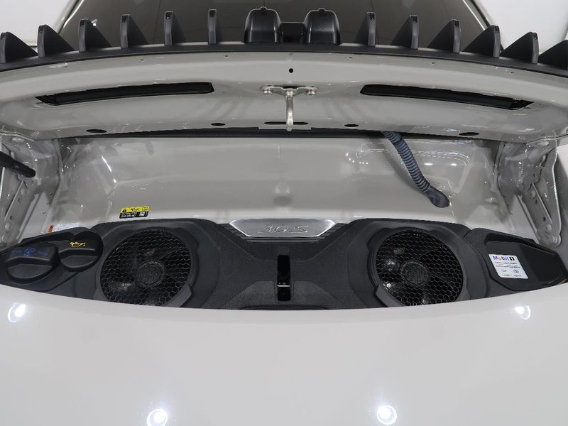 2024 Porsche 911 7BA-992NC1 (UW-6a924fb86b53a)[13]