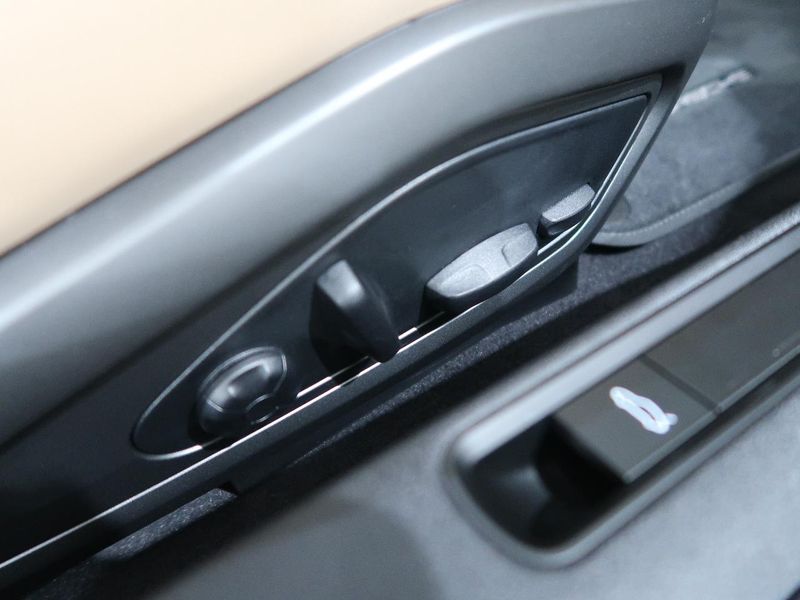 2024 Porsche 911 7BA-992NC1 (UW-6a924fb86b53a)[20]