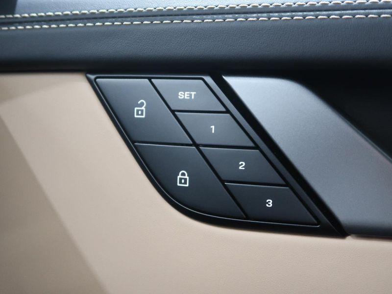 2024 Porsche 911 7BA-992NC1 (UW-6a924fb86b53a)[21]