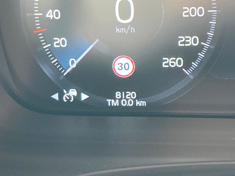 2017 Volvo S90 DBA-PB420 (UW-6a924fc0bf8d8)[2]