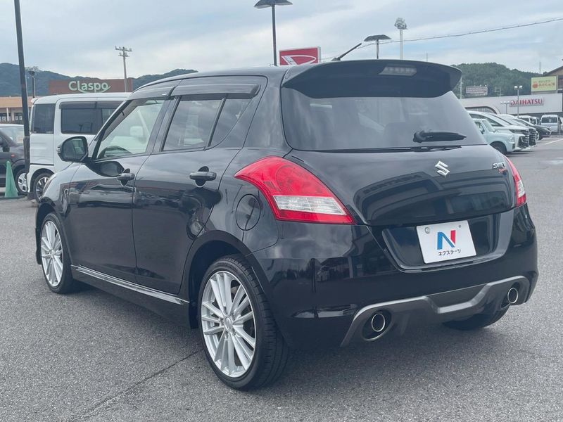 2016 Suzuki Swift Sport CBA-ZC32S (UW-6a924fc88dd25)[10]