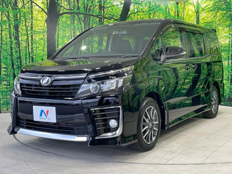 2014 Toyota Voxy DBA-ZRR80W (UW-6a924fd3e49ca)[5]