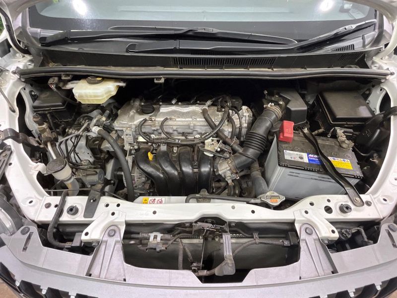 2018 Toyota Esquire DBA-ZRR80G (UW-6a924fdd75c6d)[4]