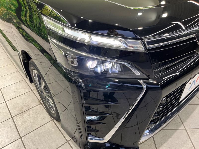 2021 Toyota Voxy 3BA-ZRR80W (UW-6a924fe64ee99)[25]